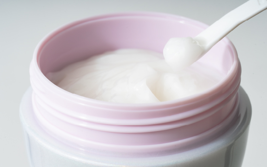 1973 ミキモト　コスメティックス　リンクル＆ホワイト　スキンパーフェクション　ジェルN　3個セット（エッセンスマスクLX　2枚付き）御木本製薬 伊勢志摩産真珠成分 オールインワン スキンケア 医薬部外品 シワ改善 美白 無香料 無着色 パラベン不使用 アルコールフリー アレルギーテスト済み ベタつきなし しっとり　シート状美容マスク2枚付　