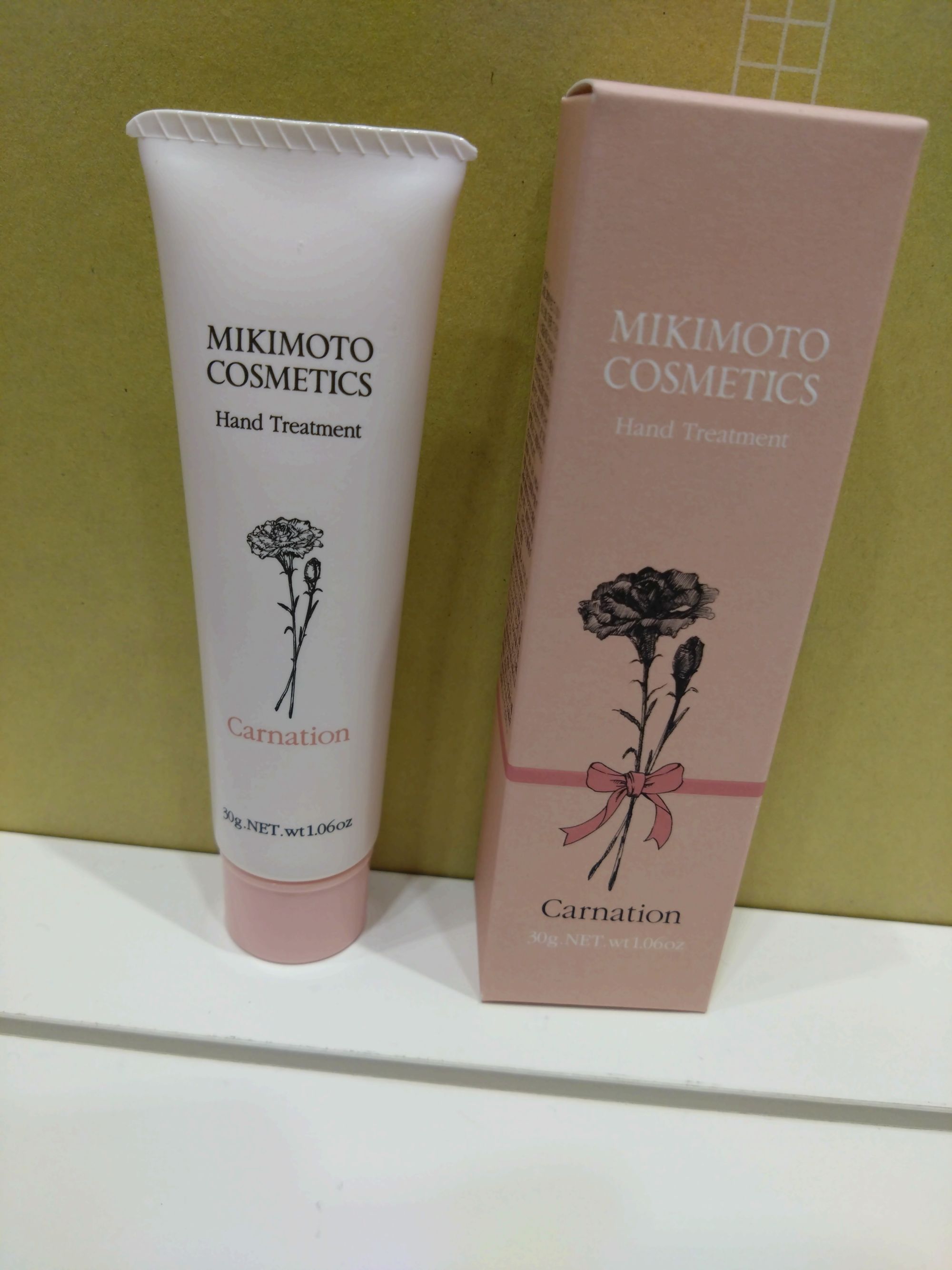 1855 ミキモト コスメティックス　ハンドクリーム5点セット　ミキモトクループ 御木本製薬 伊勢志摩産真珠成分 超純水 ハンドクリーム 無香料 桜 カーネーション うるおい みずみずしい なじみやすい ハリ・弾力チューブタイプ保護膜 透明感