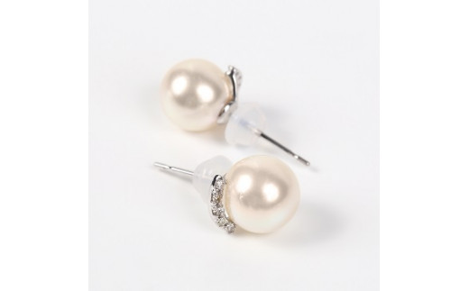 697 K18WGあこや本真珠ダイヤモンドピアス　7.5mmUP　　K18　ホワイトゴールド　あこや真珠　ピアス　ダイヤモンド　伊勢志摩　アクセサリー　ジュエリー　フォーマル　カジュアル　ギフト　伊勢市　18金