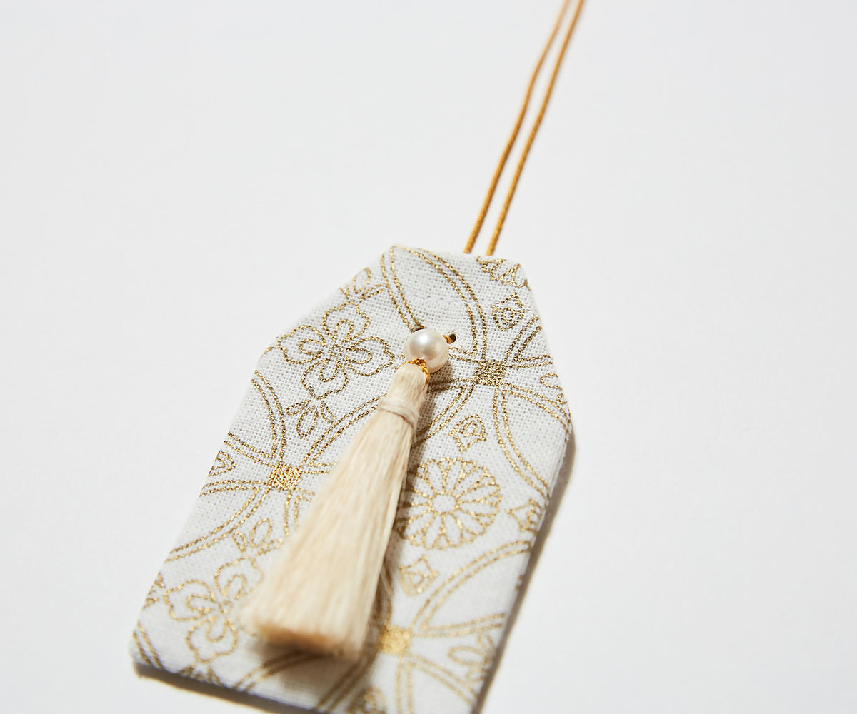 1897 äŒå¢ã®çœçå¹£ã»äŒå¢å®ç çœçªçãäŒå¢ãšãããã ãå®ã çç 倫婊岩ãã§ãŒã«ãŒ ãããçç äŒå¢å®çã倩ç¶ç³ãçœçå¹£ãäŒå¢ã®çœçå¹£ã粟麻