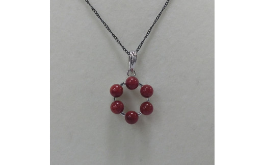 1620　珊瑚ペンダント・サークル