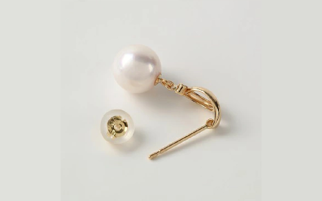 706　K18YGあこや本真珠ピアス　カーブライン　7mmUP  K18イエローゴールド　あこや真珠　ピアス　伊勢志摩　アクセサリー　ジュエリー　フォーマル　カジュアル　ギフト　伊勢市　18金　人気　カーブライン