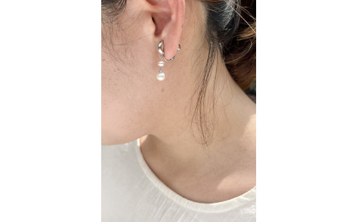 1360 äºèŠçµã²ãã·ã«ããŒã€ã€ãªã³ã°ïŒãããçç 6.0mmãæ·¡æ°Žçç 4.0mmïŒ16ãã·ã«ããŒãäºèŠã倫婊岩ããããçç ãã®ããããã¬ãŒã³ããæ®æ®µäœ¿ã