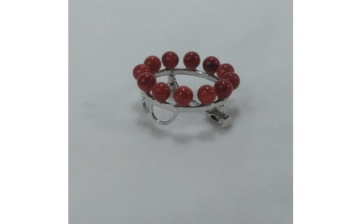 1619　珊瑚ブローチ・サークル