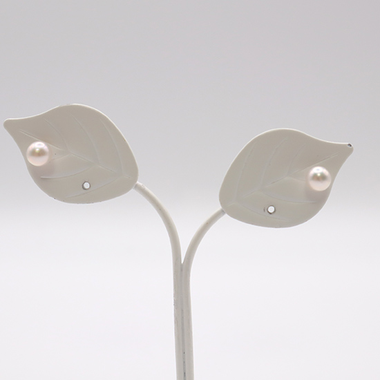 1686　K18 あこやベビー本真珠4.5mmupスタッドピアス