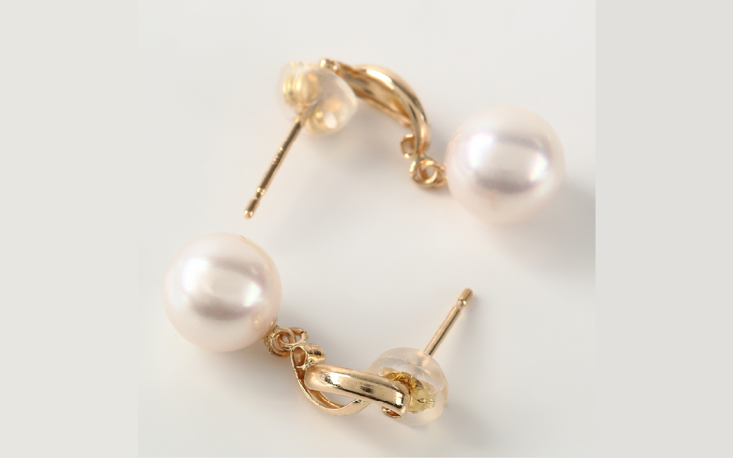 706　K18YGあこや本真珠ピアス　カーブライン　7mmUP  K18イエローゴールド　あこや真珠　ピアス　伊勢志摩　アクセサリー　ジュエリー　フォーマル　カジュアル　ギフト　伊勢市　18金　人気　カーブライン