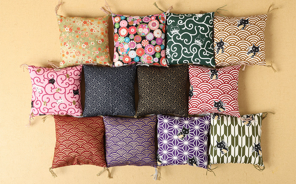 【自分でお絵描きができる】 桑名鋳物の中子屋さんが作った 招き猫 （お絵描き招き猫） ×2個 ／ 猫 ネコ ねこ まねきねこ まねき猫 黒猫 ハチワレ猫 白猫 三毛猫 癒し デザインなし お絵かき 体験 置物 置き物 常温 三重県 桑名市