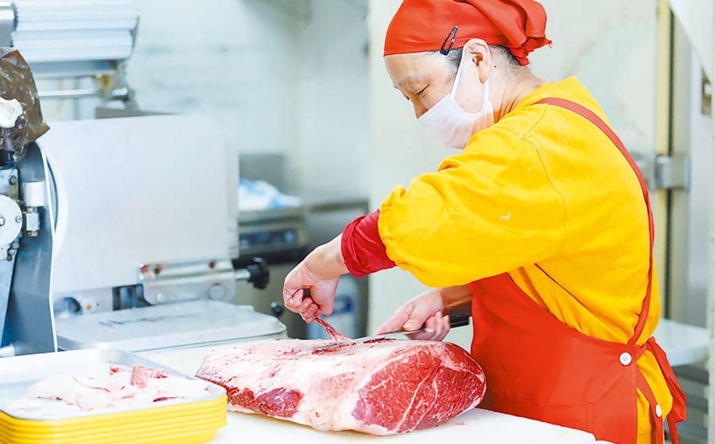 武藤牧場直売店山嘉【黒毛和牛】山嘉牛 すきやき 1kg 国産 牛肉 赤身 ロース モモ バラ ミックス 上質 贈答 ギフト おすすめ グルメ