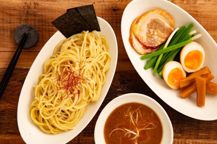 ad03　陣田屋商店　極細そば（乾麺）そうめん（乾麺）ぶっかけうどん（半生麺）つけめん（生ラーメン）の４種類セット