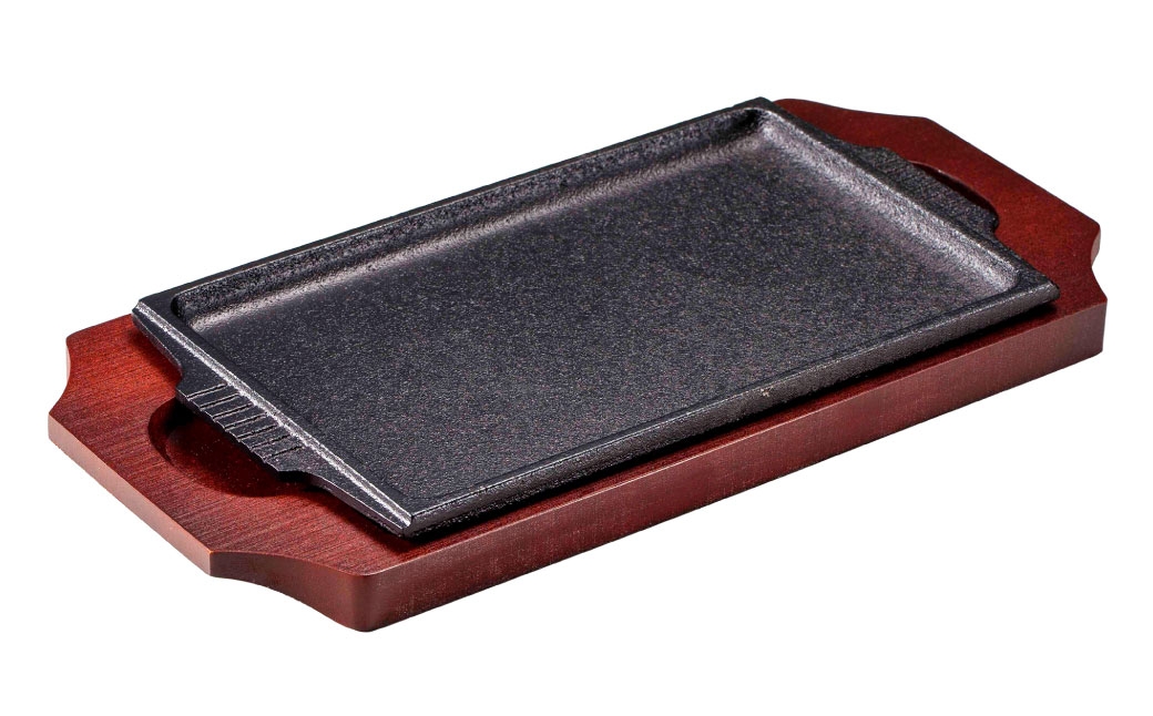 トキワ鉄器 ステーキ皿 （木台タイプ） 角判大 28cm 308 くわな鋳物 ／ 食器 皿 お皿 鋳物 伝統 匠 食卓 プレート 蓄熱性 器 鉄板皿 重厚感 黒鉄 保温性
