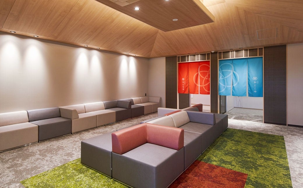 ç¥éŠ¬ã®æ¹¯ ãåæ°åžÃ3æãæž©æ³ ãµãŠã å²©ç€æµŽ é²å€©é¢šå ãªãã¬ãã·ã¥ 芳å
äžéç æ¡ååž