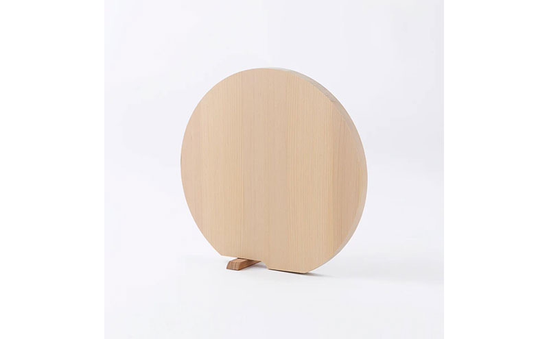 青森ひばの丸まな板 スタンド付き M 木製 青森ひば 青森ヒバ 木工品 卓上 国産 キッチン用品 調理器具 アウトドア キャンプ カットボード カッティングボード 梅沢木材工芸社