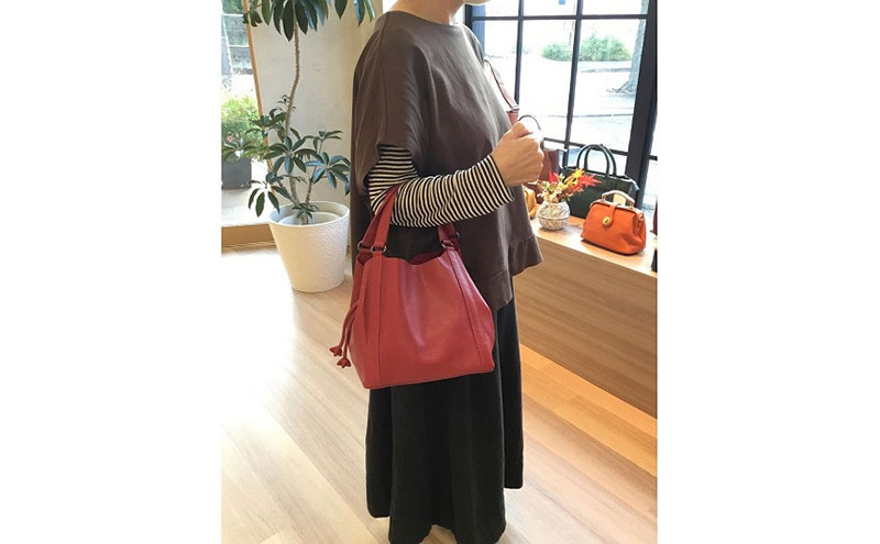 繝ャ繝繧」繝シ繧ケ譛ャ髱ゥ繝舌ャ繧ー7M6-1014Pシ医サ繧ュ繝」繝。繝ォシ