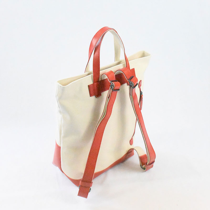 レディース　国産　キャンバスリュックサック　7M7-1048（ナチュラル×レッド）