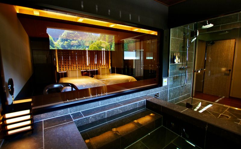 äŒè³ã®ããã宿 èµ€ç®æž©æ³é ãã®æ¹¯ 察æ³é£ã§äœ¿ããã60,000åå宿æ³ã®ããåžïŒèµ€ç®ååå
«æ»æåŸ
åžãå€éã©ã€ãã¢ãããæ¥œããã2åæ§åãä»ãïŒ