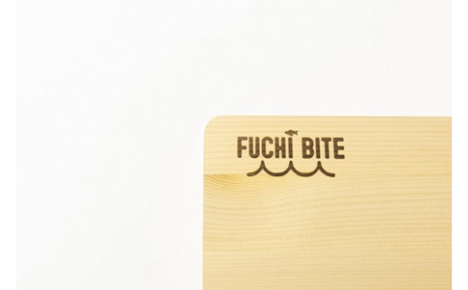 【FUCHI BITE】スケール付き木製まな板（青森ヒバ）