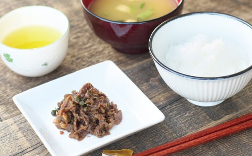 熊野牛しぐれ煮 約80g×2パック　ぐれ煮 牛 牛肉 和牛 肉 国産 小分け ご飯のお供 簡単調理 山椒三重県 熊野市 下岡精肉店【sim201A】