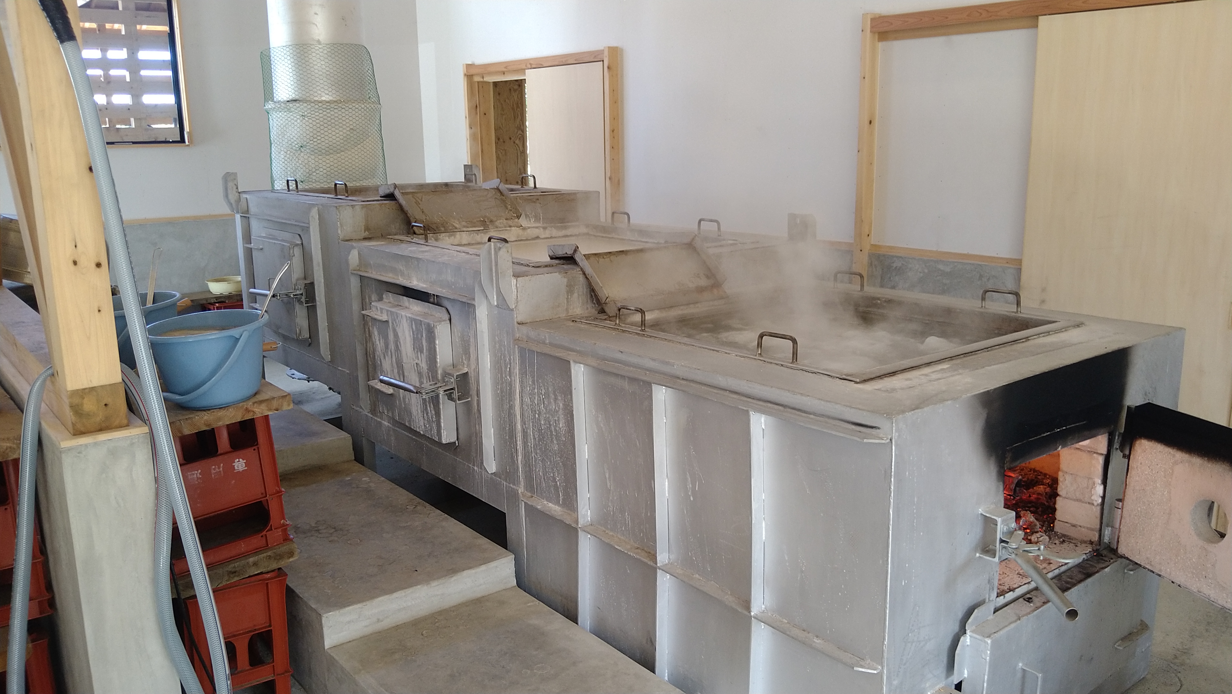 【雑誌掲載品】光文社アワード受賞 無添加 熊野と香る調味料セット? (柑橘胡椒 万能調味料) 新姫 国産唐辛子使用【ligh0002】