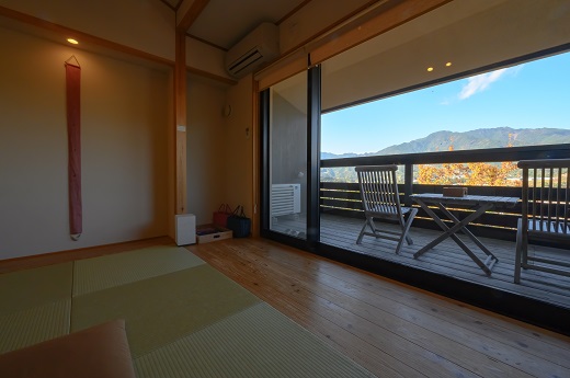 世界遺産リゾート 里創人 熊野倶楽部 宿泊券 30,000円分 【ミシュランガイド2019 三重旅館部門 最高ランク評価☆】 宿泊券 宿泊チケット チケット 割引券 宿泊補助券 旅行券 トラベルクーポン トラベル 旅行 観光 温泉 グルメ 人気 おすすめ 三重県 熊野市【madm0001A】