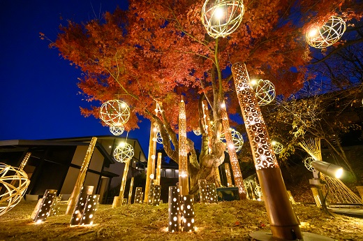 世界遺産リゾート 里創人 熊野倶楽部 宿泊券 30,000円分 【ミシュランガイド2019 三重旅館部門 最高ランク評価☆】 宿泊券 宿泊チケット チケット 割引券 宿泊補助券 旅行券 トラベルクーポン トラベル 旅行 観光 温泉 グルメ 人気 おすすめ 三重県 熊野市【madm0001A】