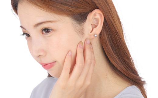 真珠 ピアス 5.0～5.5ミリ K18YG ゴールド アクセサリー パール アコヤ真珠 伊勢 志摩 伊勢志摩 英虞湾 冠婚葬祭 慶事 弔事 結婚式 入学式 卒業式 ギフト フォーマル カジュアル 誕生石 記念日 / 老舗の真珠専門店・高品質アコヤ真珠ブルーピアス5.0～5.5ミリ（K18YG）