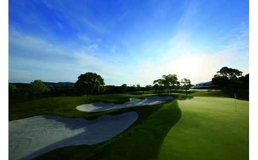 NEMU GOLF CLUB 土日祝 ペア ゴルフプレー券 ／ 伊勢志摩 伊勢 志摩 ゴルフ ゴルフ場 チケット ゴルフクラブ ゴルフボール いせ しま スポーツ アウトドア プレー券 体験 GOLF 観光 旅行 三重 近畿 東海 人気 おすすめ 父の日 12万円 十二万円 120000円