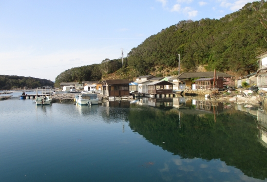 真珠の里　大珠アコヤ真珠8.5-9ｍｍ　スルーネックレス / 18金 あこや ネックレス ペンダント 真珠 伊勢志摩 志摩 アクセサリー ギフト パール 母の日 ホワイトデー クリスマス 入学式 卒業式 結婚式 冠婚葬祭 