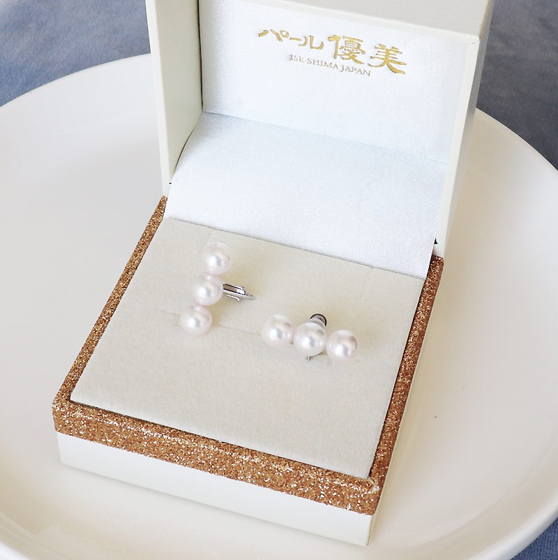 真珠 イヤリング 6.5~7ミリ 3粒ラインパール シルバー あこや 本真珠 伊勢志摩 志摩 志摩産 アクセサリー ギフト パール 母の日 ホワイトデー クリスマス 入学式 卒業式 成人式 結婚式 記念日 誕生日 フォーマル シンプル / 志摩産 あこや真珠 6.5－7ミリ 3粒ラインパール シルバーイヤリング