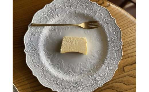 チーズテリーヌ専門店『KURATA』からお届けするグルテンフリーのこだわりのチーズテリーヌ KU-01