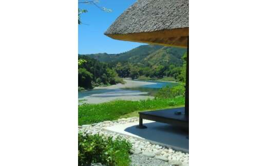 US10　「鄙茅」（ひなかや）料理長季節のおまかせお食事券（ペア）　ひなかや　懐石料理　ミシュラン一つ星　ミシュラン　三重県多気町　多気町　三重県伊勢