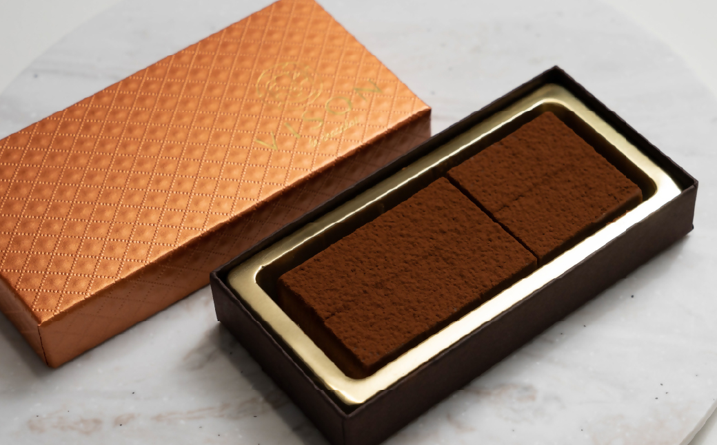 コンフィチュールアッシュが贈る至高の生チョコ（スイート）　チョコレート 生クリーム ビター チョコ ハイカカオ スイーツ お菓子 箱入り 贈答品 贈答用 ギフト 三重県 多気町　VCH-24