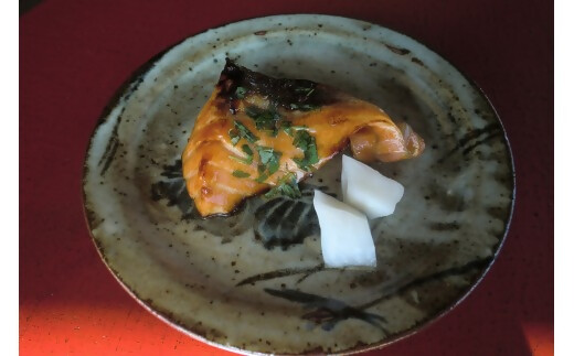 US10　「鄙茅」（ひなかや）料理長季節のおまかせお食事券（ペア）　ひなかや　懐石料理　ミシュラン一つ星　ミシュラン　三重県多気町　多気町　三重県伊勢