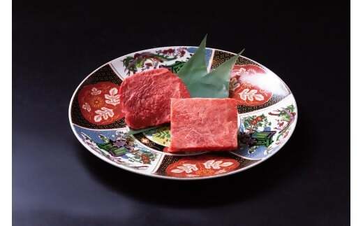 （冷凍）松阪牛 赤身と霜降りステーキ 70g×2枚 < 冷凍 >年内配送可( 牛肉 ブランド牛 高級 和牛 国産牛 松阪牛 松坂牛 ステーキ 赤身 霜降り 赤身ステーキ 霜降りステーキ 松阪牛赤身 松阪牛霜降り肉 牛肉 ステーキ 贈答 ギフト 赤身 霜降り 牛肉ステーキ 松阪牛ステーキ 松阪牛 三重県　多気町 UOD-23-02