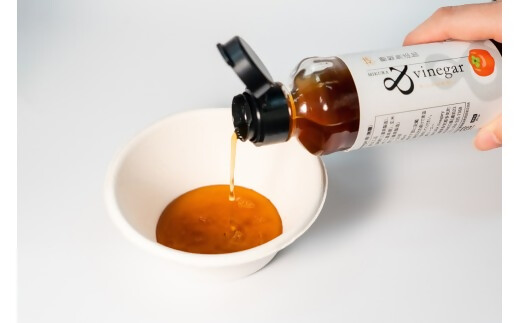 木桶でつくるおいしい酢　三重県多気町産の柿使用　&Vinegar柿　（アンドビネガーカキ）無糖と加糖　2本セット 健康　酢　調味料　【MV-01】