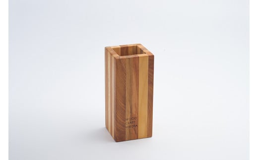 大台町の木で作った　花瓶　大／ウッドクラフト廣田　逸品　インテリア　国産　木材　三重県　大台町(0090)