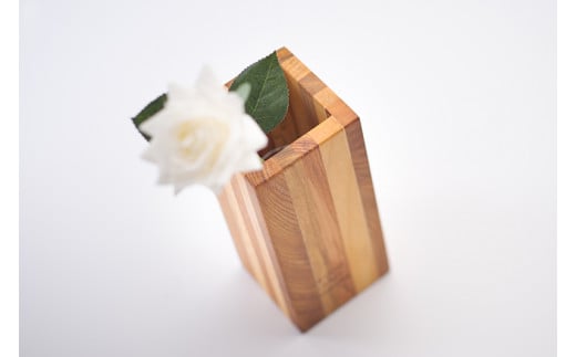 大台町の木で作った　花瓶　大／ウッドクラフト廣田　逸品　インテリア　国産　木材　三重県　大台町(0090)