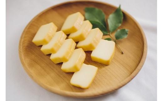 燻製 チーズ 4種セット ／ 冷蔵 宮川森林組合 スモーク 人気商品 お取り寄せグルメ 詰め合わせ 詰合せ 詰め合せ ご自宅用 家庭用 ギフト 贈答用 おつまみ くん製 くんせい くん製チーズ 燻製チーズ 三重県 大台町 (10000019)