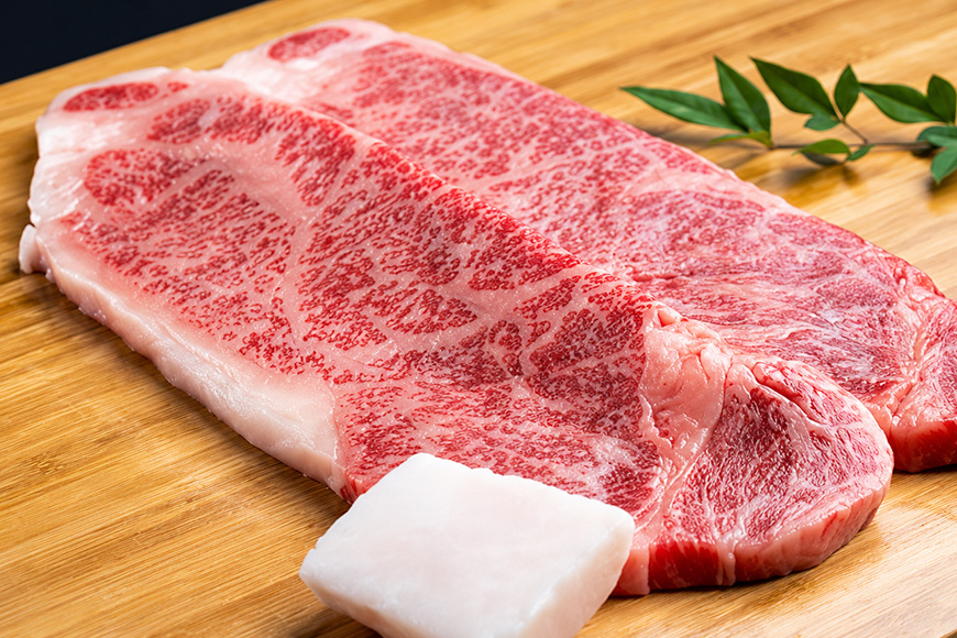 松阪牛 サーロインステーキ 300g 約150g×2枚／ 冷凍 瀬古食品 JGAP認定 松阪肉 名産 お取り寄せ 牛肉 お肉 肉 和牛 黒毛和牛 国産 国産牛 松阪牛 ステーキ サーロイン ブランド牛 家庭用 ギフト 贈答用 産地直送 松阪 牛 赤身 霜降り 三重県 大台町 (0051)