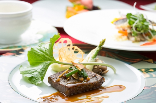 奥伊勢 フォレストピア 宮川山荘 利用券 1000円分×6枚／利用期限なし チケット クーポン券 宿泊 入浴 BBQ バーベキュー アスレチック レンタサイクル 温泉 レストラン 喫茶店 体験 宿泊券 近畿地方 東海地方 中部 自然 ホテル 家族 三重県 大台町 (00105)