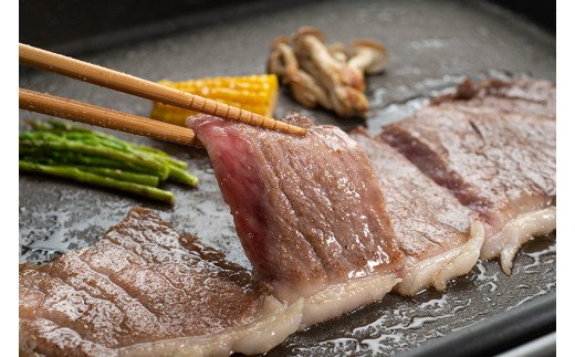 松阪牛 特選 サーロインステーキ 1kg 約200g×5枚 ／ 冷凍 ギフト箱包装 瀬古食品 JGAP認定 松阪肉 お取り寄せ 牛肉 お肉 肉 和牛 黒毛和牛 国産 国産牛 ステーキ サーロイン A4ランク ブランド牛 ギフト 贈答 産地直送 松阪 牛 赤身 三重県 大台町 (0059)