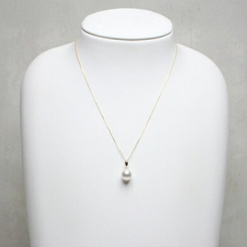 真珠 ペンダント 9mm K18 大粒 アコヤ真珠 アクセサリー ネックレス ファッション ジュエリー akoya パール 高級 プレゼント 贈り物 贈答品 お祝い 誕生日 記念日 冠婚葬祭 慶事 弔事 結婚式 卒業式 入学式 国産 三重県 伊勢 志摩 南伊勢町 / パールハヤシ 大粒 9ミリ Ｋ18 アコヤ真珠 ペンダント ネックレス