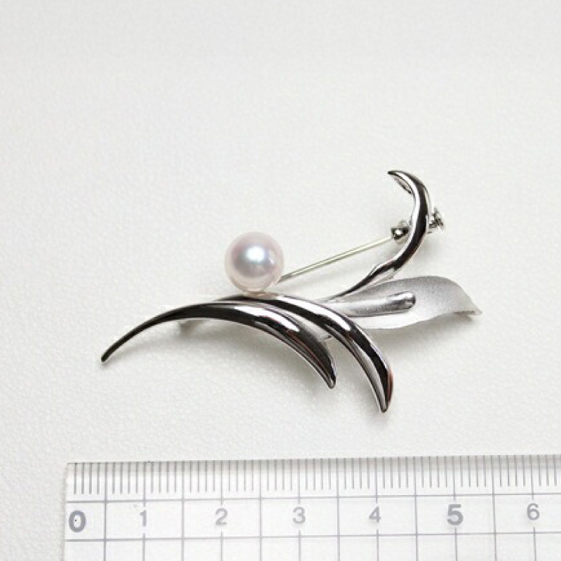 真珠 ブローチ 7.5mm SV シルバー アコヤ真珠 伊勢 志摩 アクセサリー ファッション ジュエリー akoya パール フォーマル カジュアル プレゼント ギフト 贈り物 贈答品 お祝い 誕生日 記念日 冠婚葬祭 慶事 弔事 結婚式 卒業式 入学式 国産 三重県 南伊勢町 / パールハヤシ SV アコヤ真珠 7.5ミリ ブローチ （No30888）