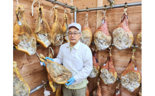 【総本家　肉のあさの】【ワークショップ】滋賀県産三元豚もも肉を使った生ハム手づくり体験（１本分）【AE18W】