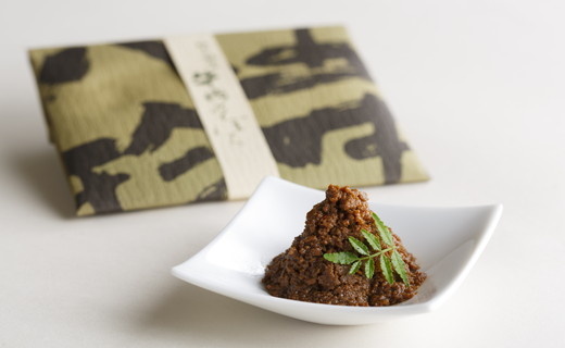 【カネ吉山本】しぐれ2個/そぼろ煮1個/にくみそ1個 箱入【400ｇ（各100ｇ×4個）】【Y054W1】