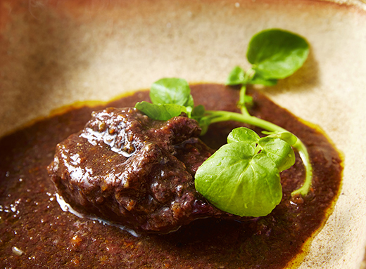 【定期便】近江牛定期便　ハンバーグ/切り落とし/角切り　全3回【FO54W】