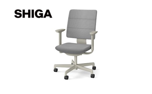 イトーキ SHIGA シガ 昇降脚 背トリプル ベースカラー:ペールオリーブ / 座面カラー:グレーC（KJ-517SEM-L4C5F）キャスター5本脚 【アンクルムーブ・シンクロロッキング / アジャスタブル肘 / 抵抗付きウレタンキャスター】 日本製 ワークチェア オフィスチェア 柴田文江氏デザイン【EI186W】