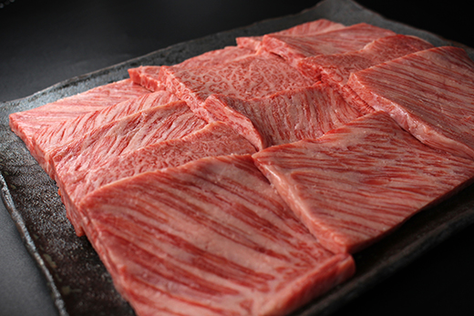 極上近江牛肩ロース焼肉用（800ｇ）【CB26W】