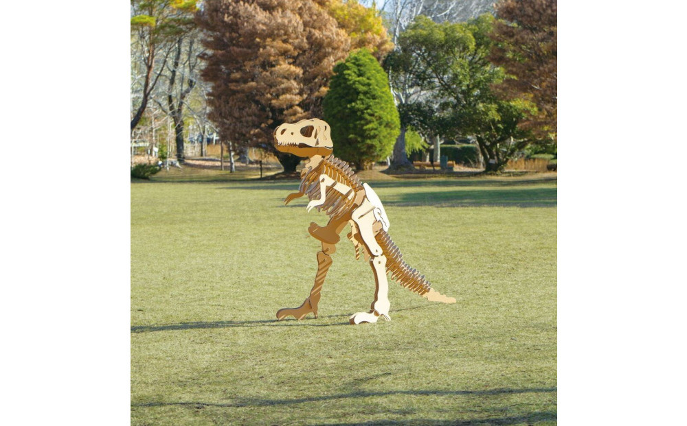【Qumu】大型ダンボール骨格標本キット　メガティラノサウルス
