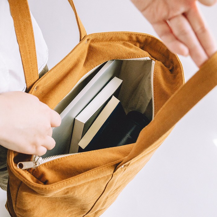 【J-438】HOSOIFUKUROMONO　キャンバストートFM　アイスグレー［高島屋選定品］