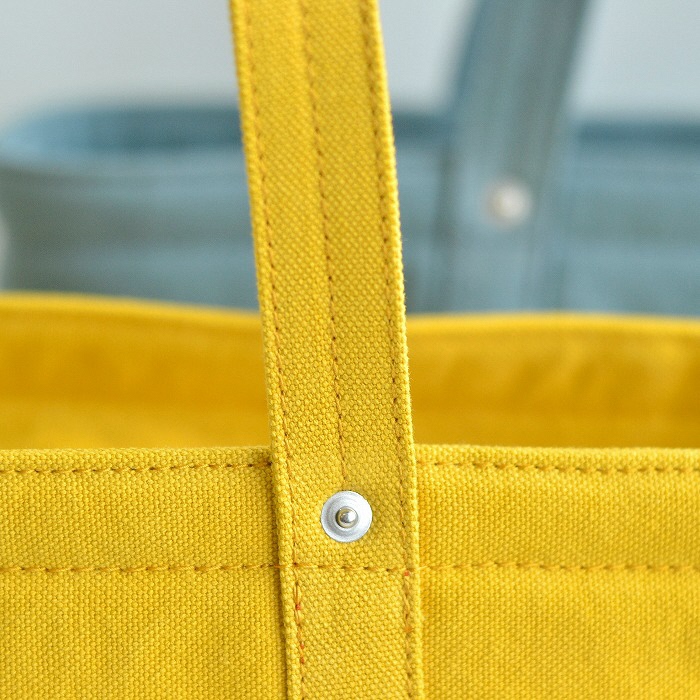 【J-438】HOSOIFUKUROMONO　キャンバストートFM　アイスグレー［高島屋選定品］